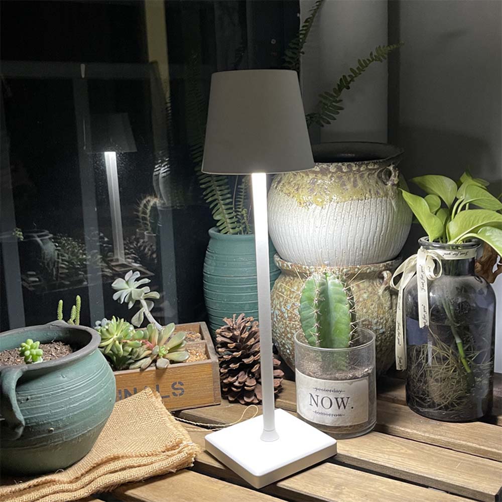 Table LED lamp
