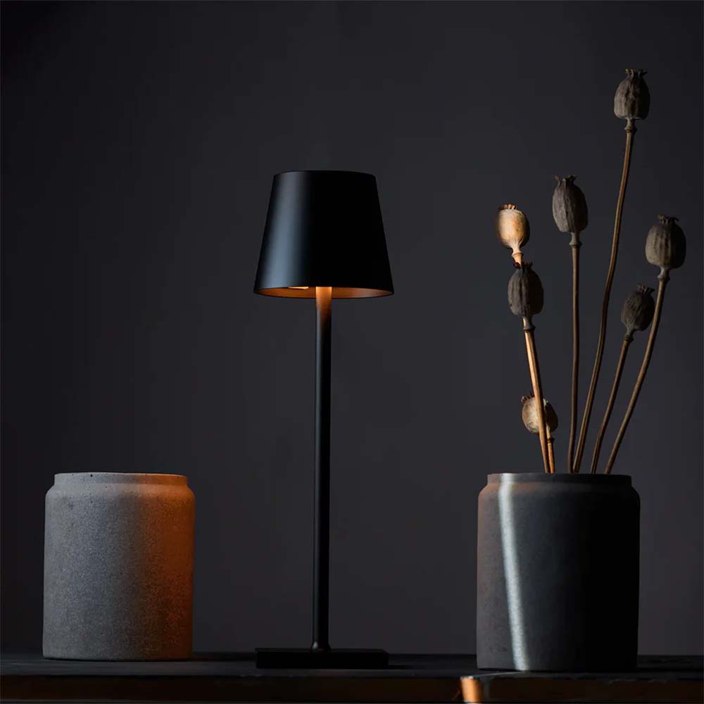 Table LED lamp