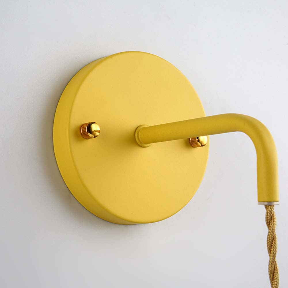 Wall sconce in retro style.
