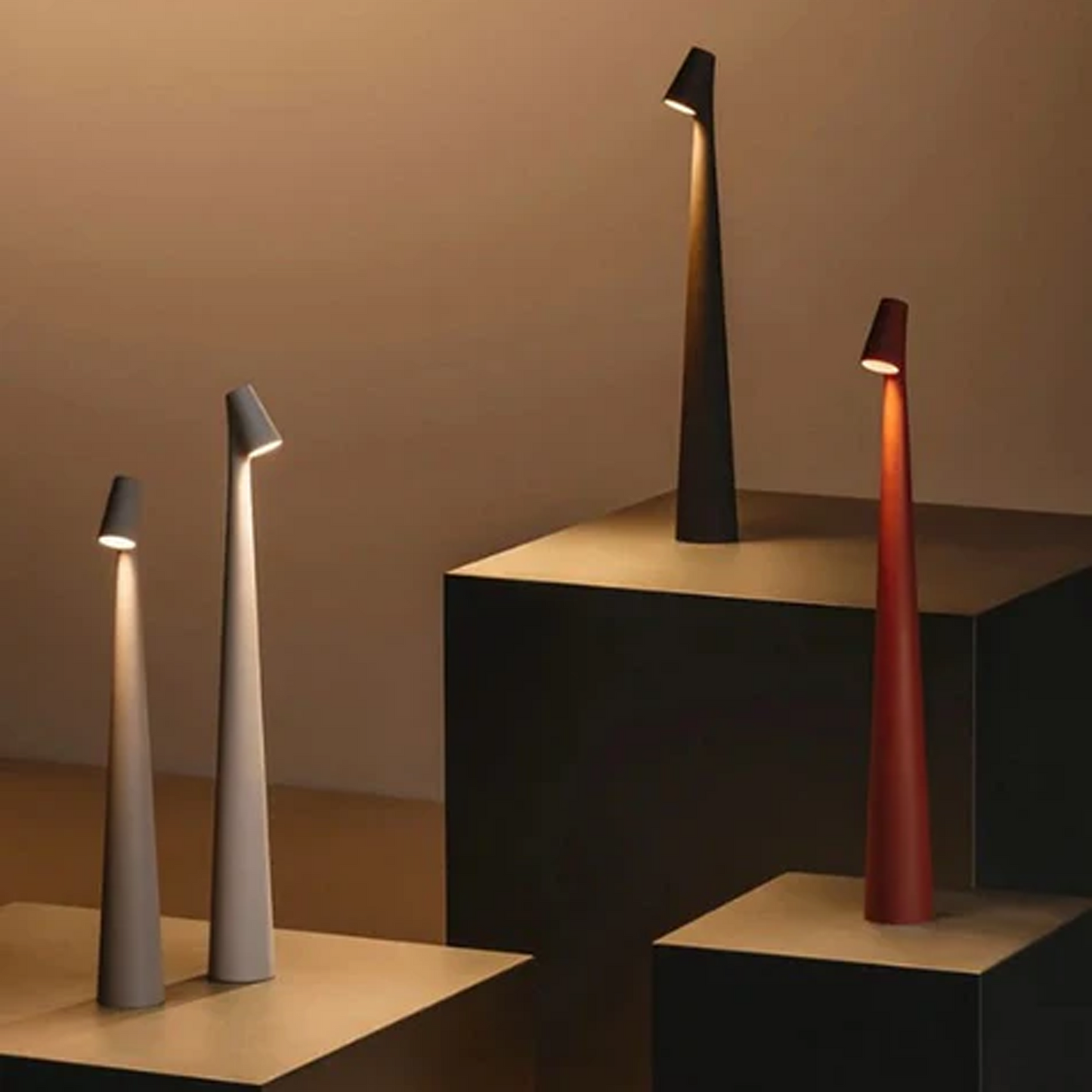 Table lamp – street lantern style.