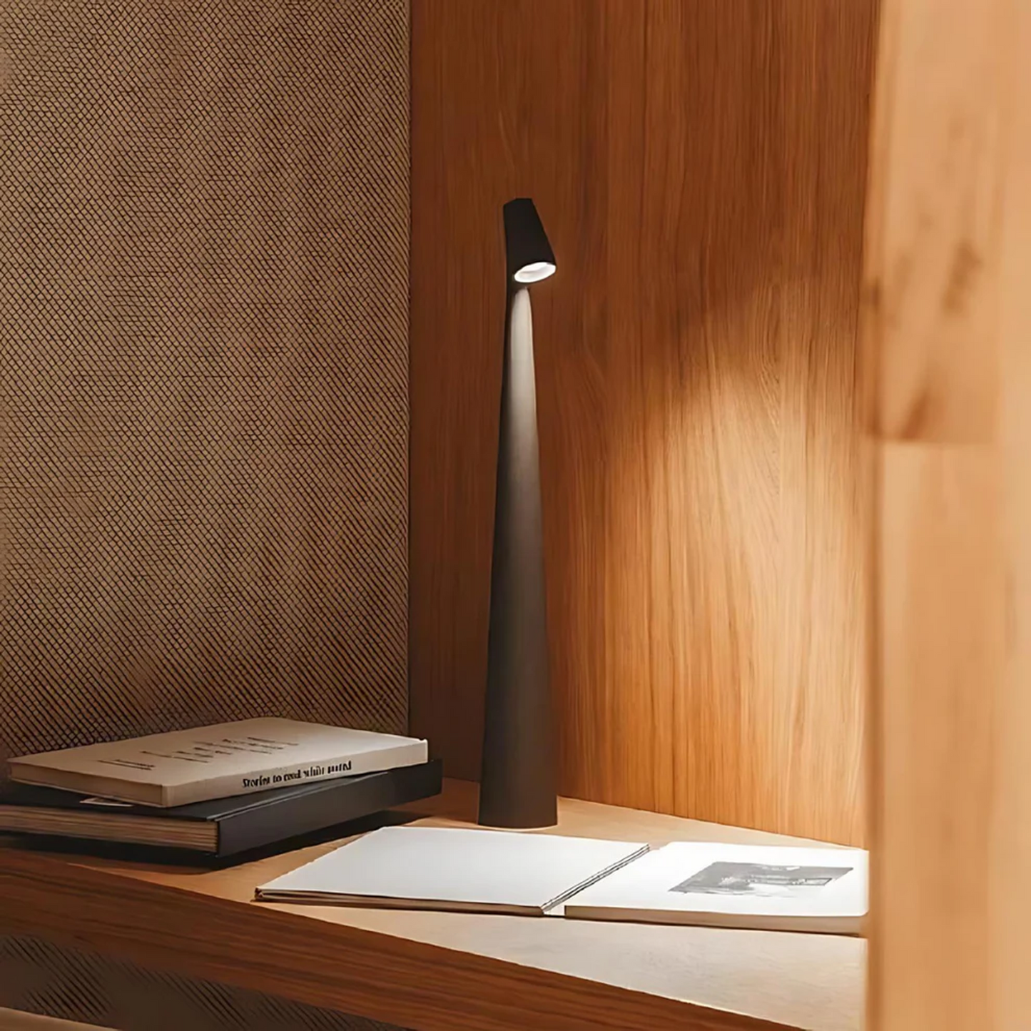 Table lamp – street lantern style.