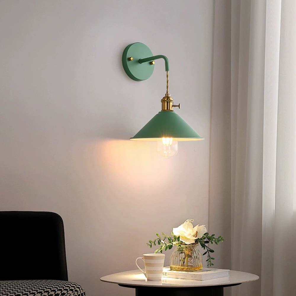 Wall sconce in retro style.