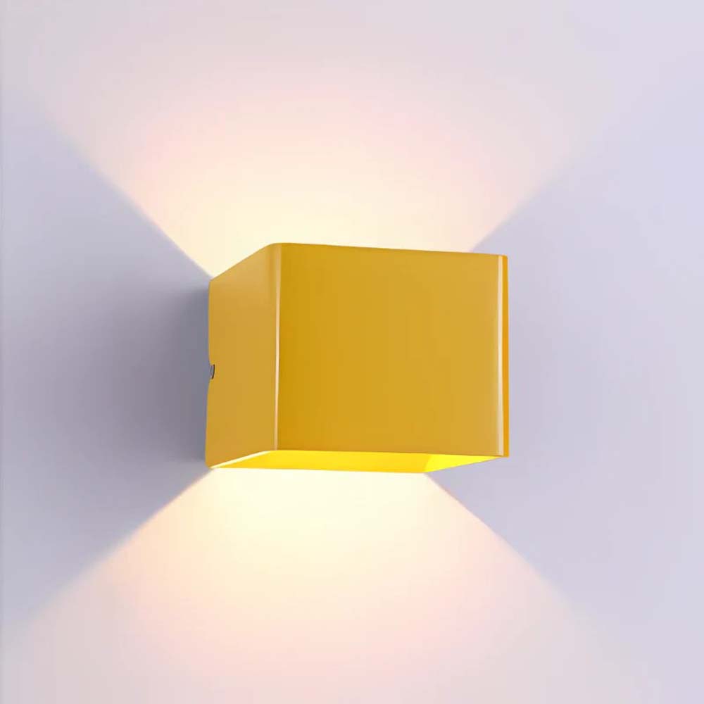 LED wall lamp in the shape of a square.