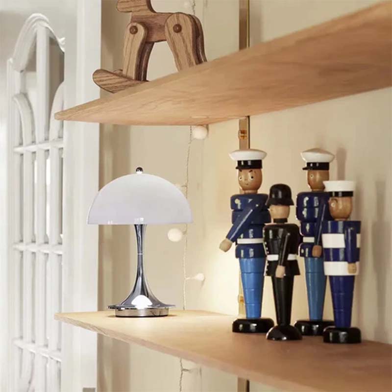 Table lamp mushroom