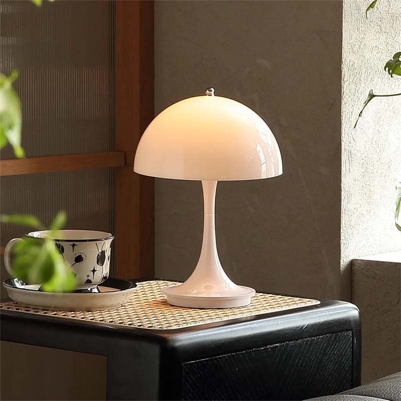 Table lamp mushroom