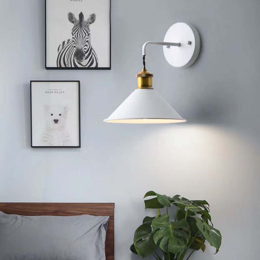 Wall sconce in retro style.