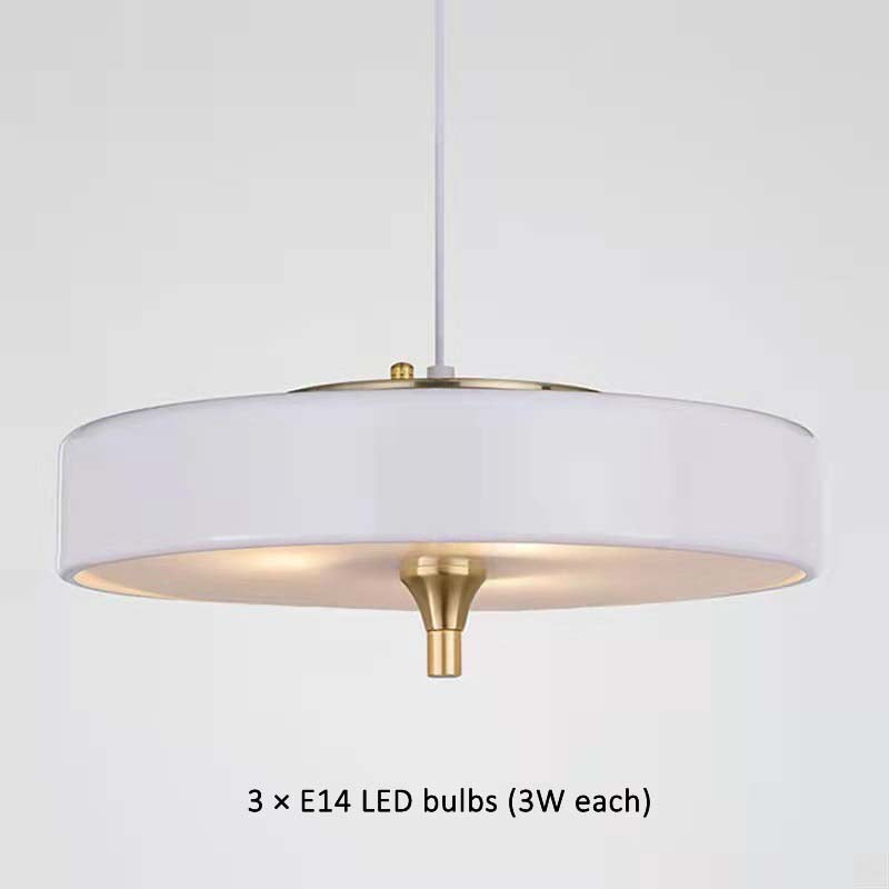 Minimalist LED pendant lamp with a white circular shade and gold metal details, using three E14 LED bulbs of 3W each.