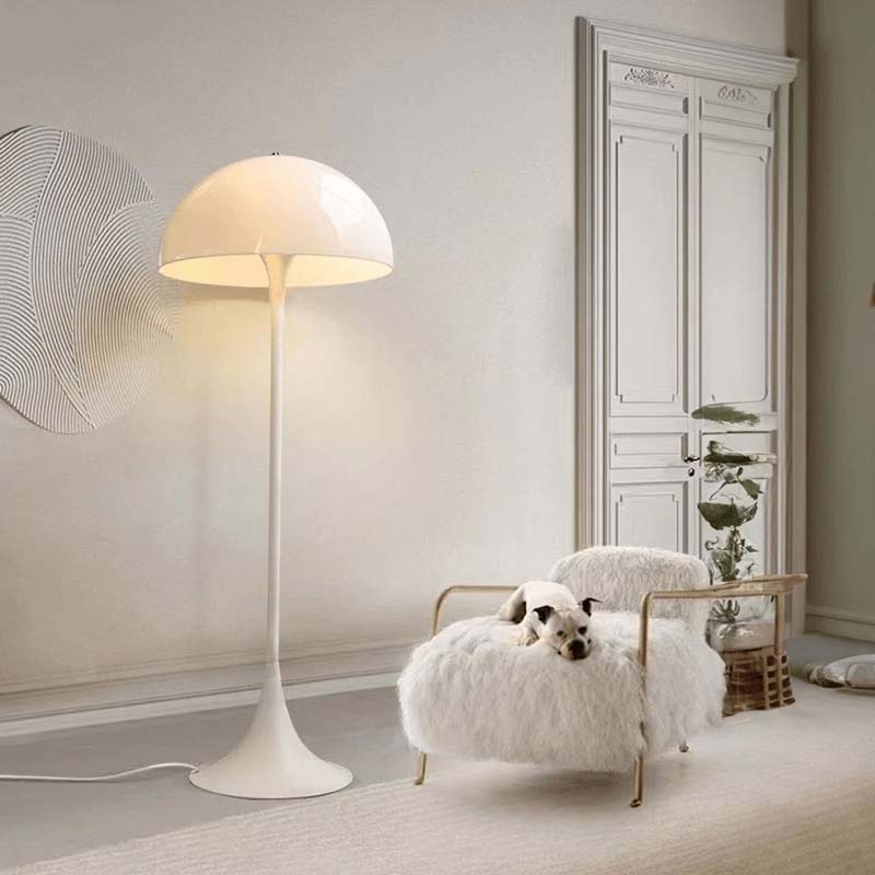 Umbrella-shaped floor lamp