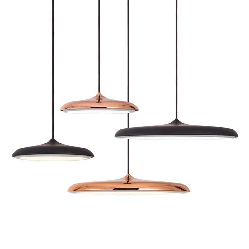 Three Pendant Lamps Luna. Wini Macaron 4 Lunrlighting in black, bronze, and copper on a white background.